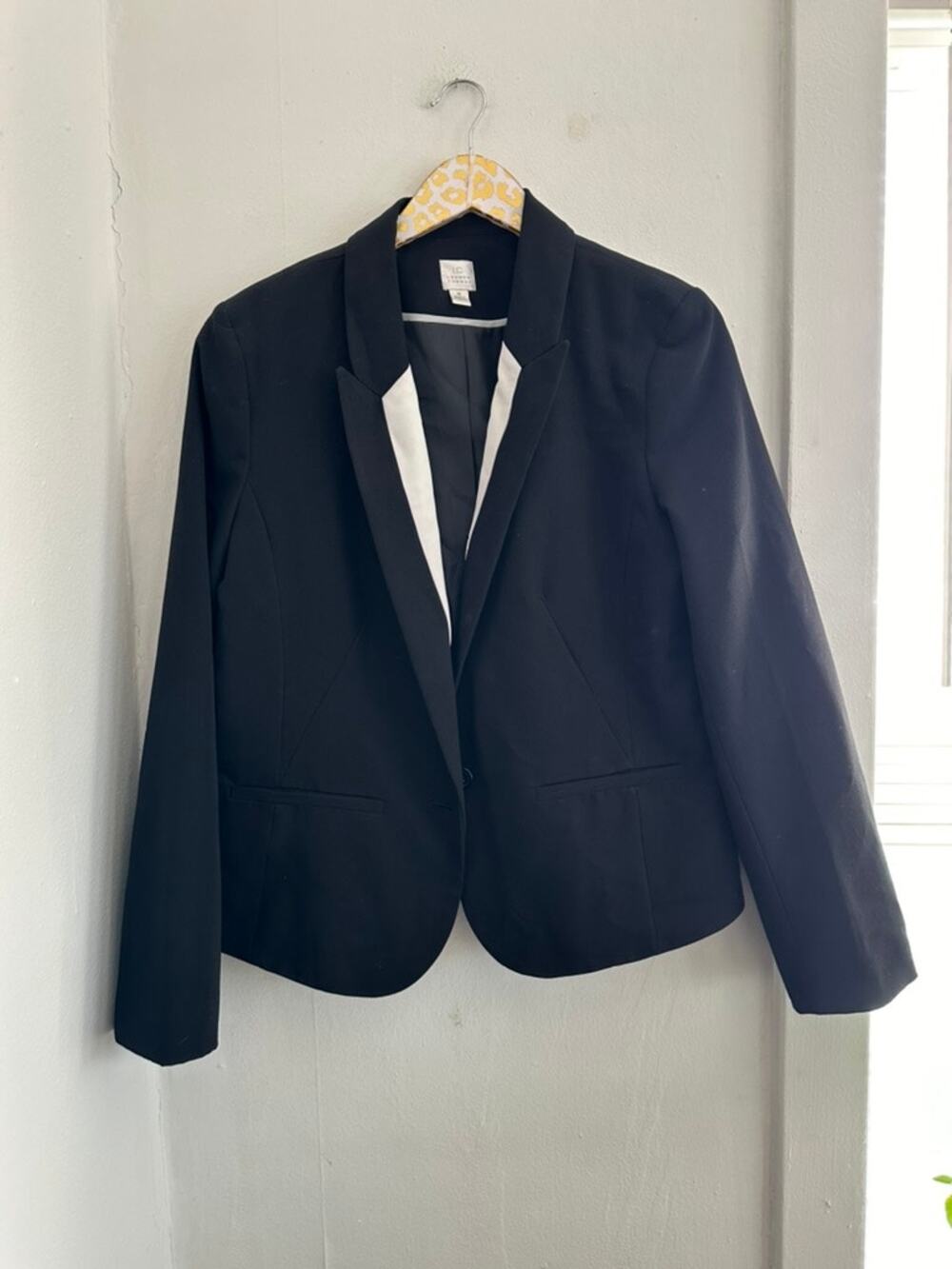LC Lauren Conrad Women's Black White Blazer | Size 16